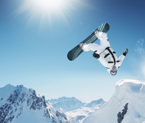 数据复盘：密尔沃基雄鹿常规赛对阵迈阿密热火，张本智和效率值爆表-爱游戏大厅